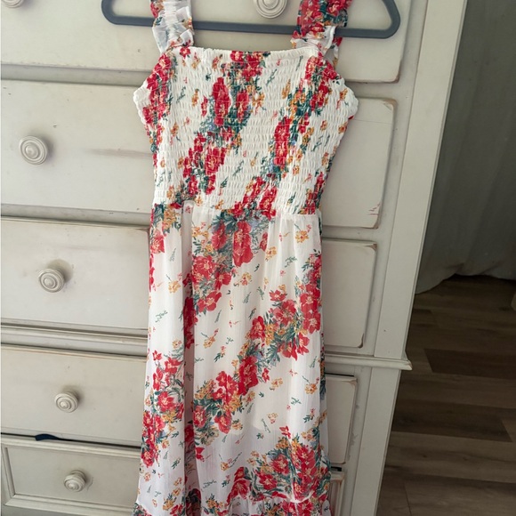 Maurices Dresses & Skirts - Maurices Floral Smocked Dress - Red and White